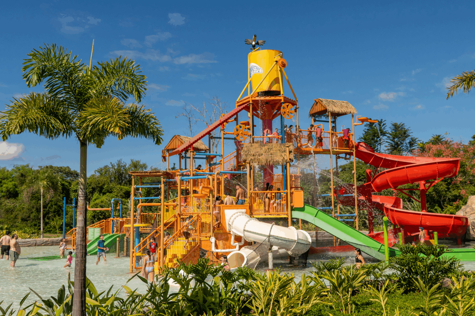 Blue Park celebra Independência do Paraguai com promoção especial e atrações para toda a família
