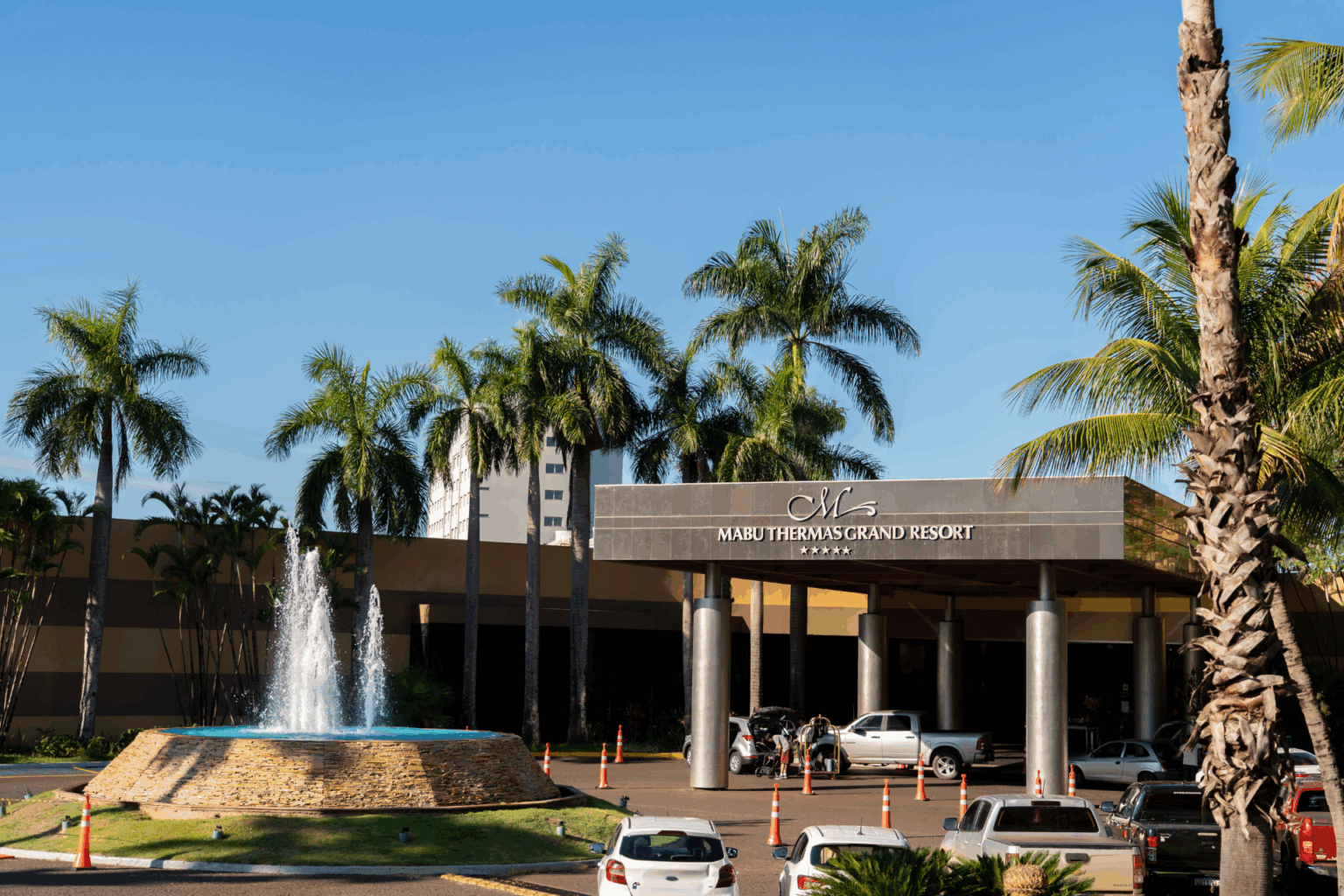 Natal em Curitiba ou Réveillon nas Cataratas? Fim de ano no Paraná já tem alta procura