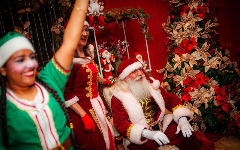 Viva a magia do Natal no Mabu: Papai Noel, atrações especiais e condições únicas em Foz do Iguaçu ou Curitiba. Garanta sua reserva!