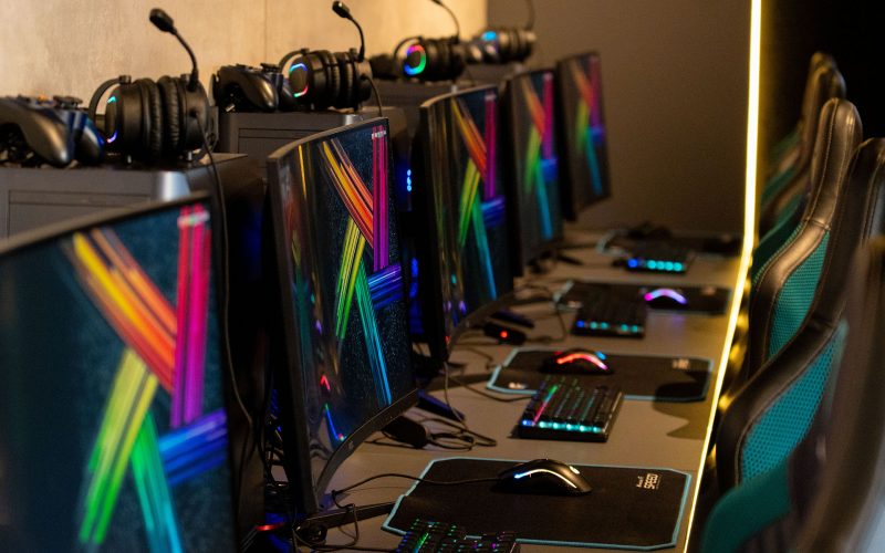 Descubra a Mabu XP, sala gamer com simuladores e jogos modernos no Mabu Thermas, ideal para famílias e fãs de tecnologia.